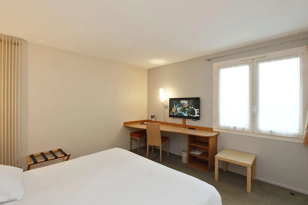 Best Western Plus L'Oree Paris Sud Saulx-les-Chartreux Hotel