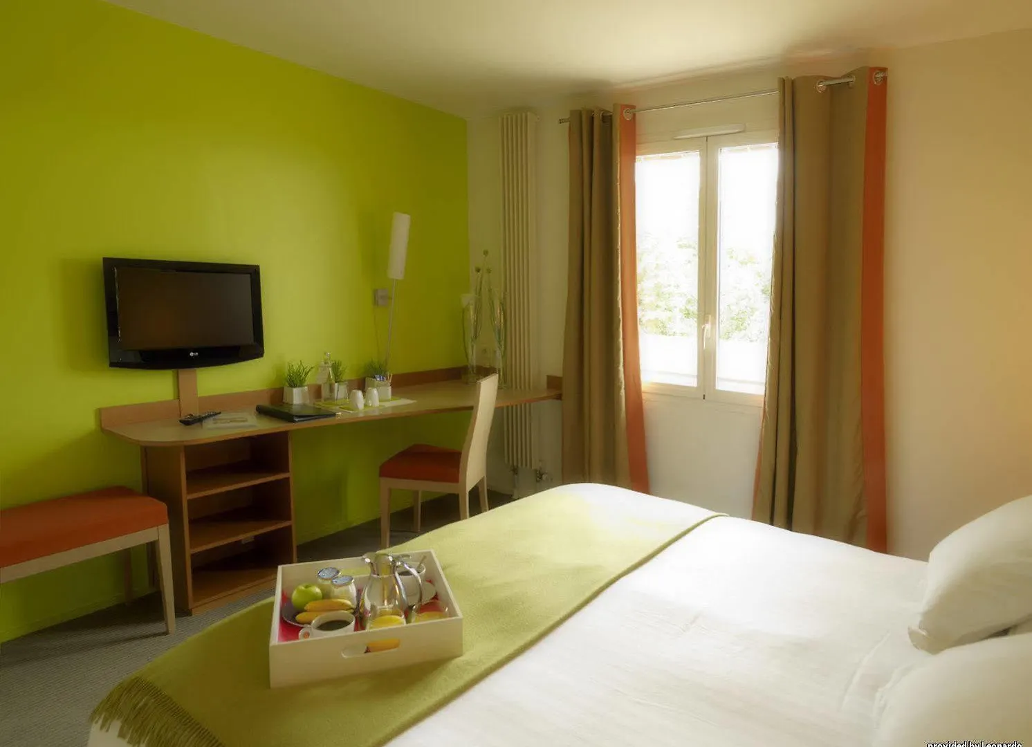 Best Western Plus L'Oree Paris Sud Saulx-les-Chartreux Hotel