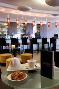Best Western Plus L'Oree Paris Sud Saulx-les-Chartreux France