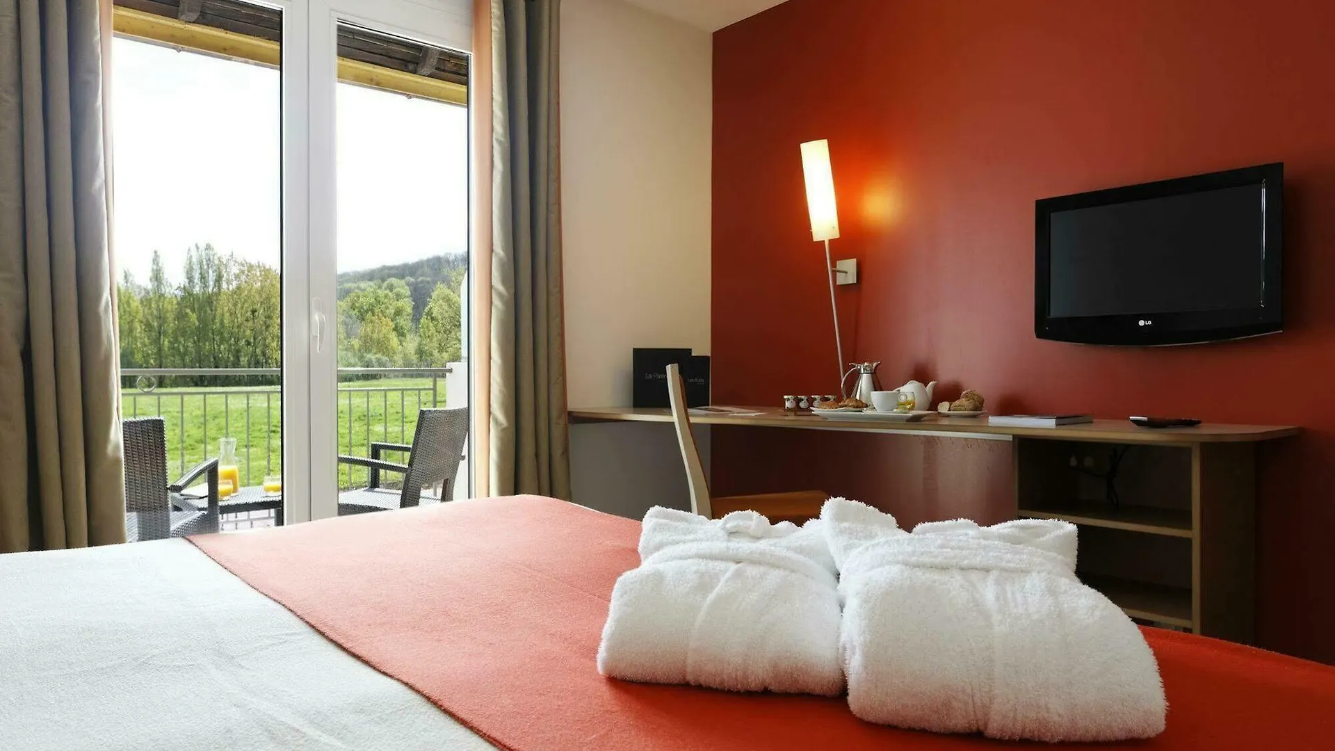 Best Western Plus L'Oree Paris Sud Saulx-les-Chartreux 4*,
