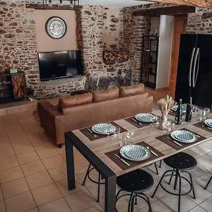 Maison Quartier Medieval Au Pied Du Chateau Ferienhaus Fougères