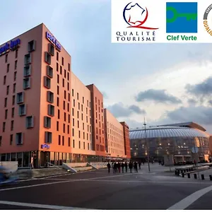 Park By Radisson Lille Grand Stade Hotel