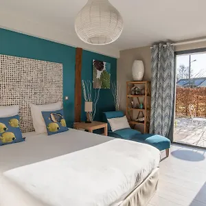 Aux 5 Sens Bed & Breakfast
